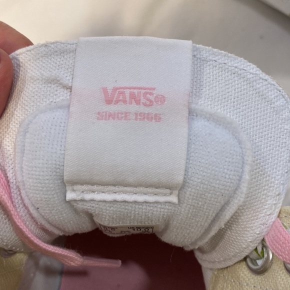 VANS SK8-Hi tapered “Em on holiday - collection” NWT and original box Woman’s 10 - Picture 7 of 15